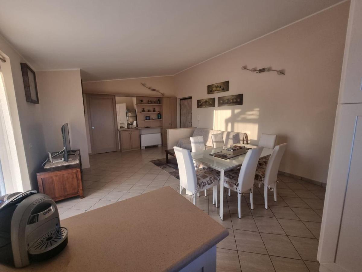 B&B E Casa Vacanza Al Castello Roccella Ionica Εξωτερικό φωτογραφία