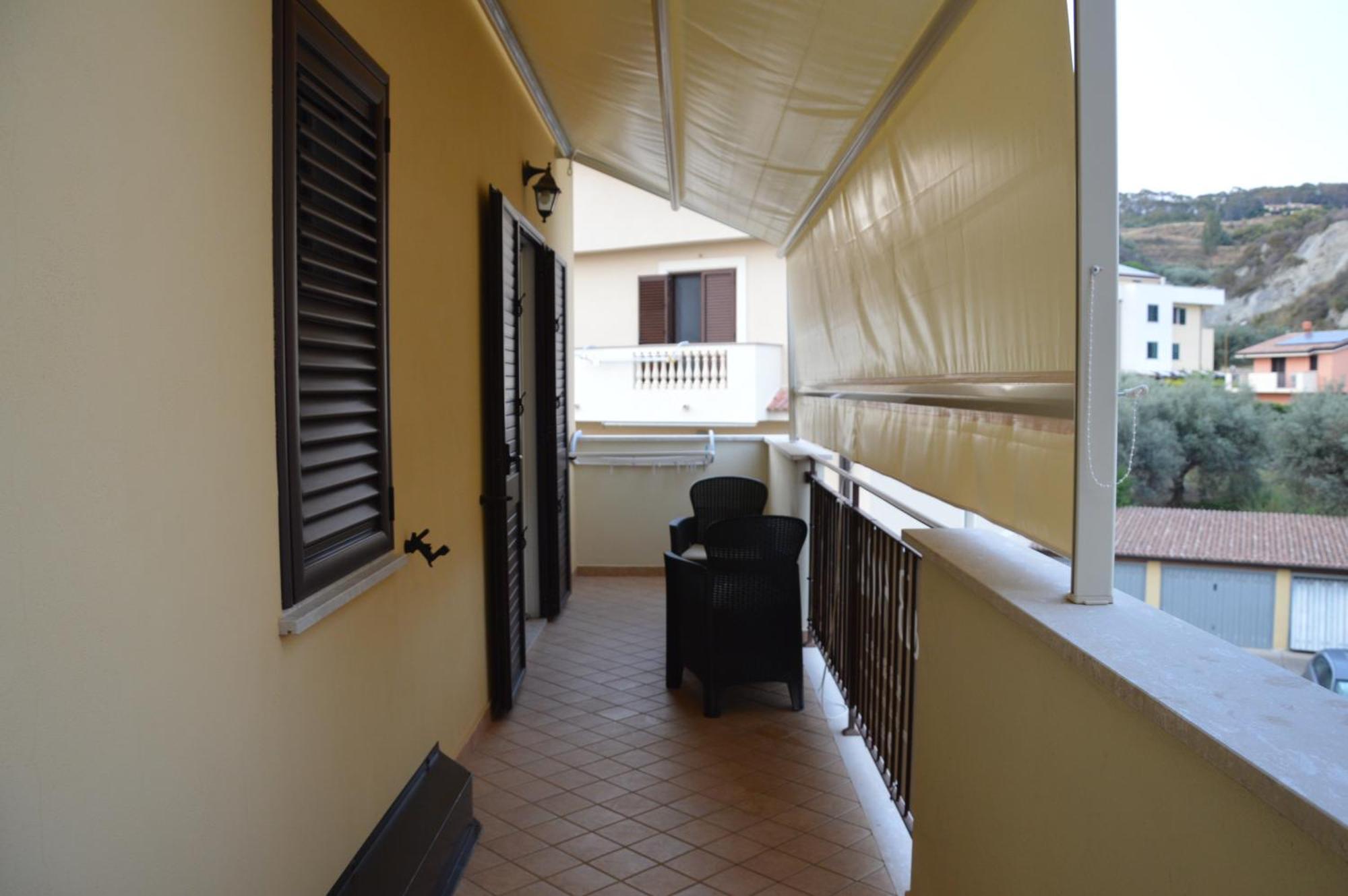 B&B E Casa Vacanza Al Castello Roccella Ionica Εξωτερικό φωτογραφία
