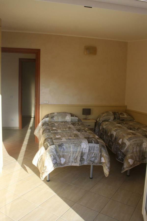 B&B E Casa Vacanza Al Castello Roccella Ionica Εξωτερικό φωτογραφία