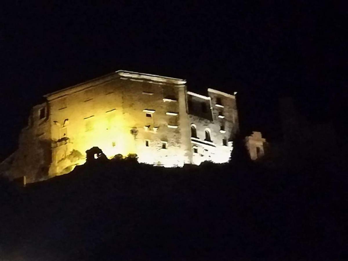 B&B E Casa Vacanza Al Castello Roccella Ionica Εξωτερικό φωτογραφία